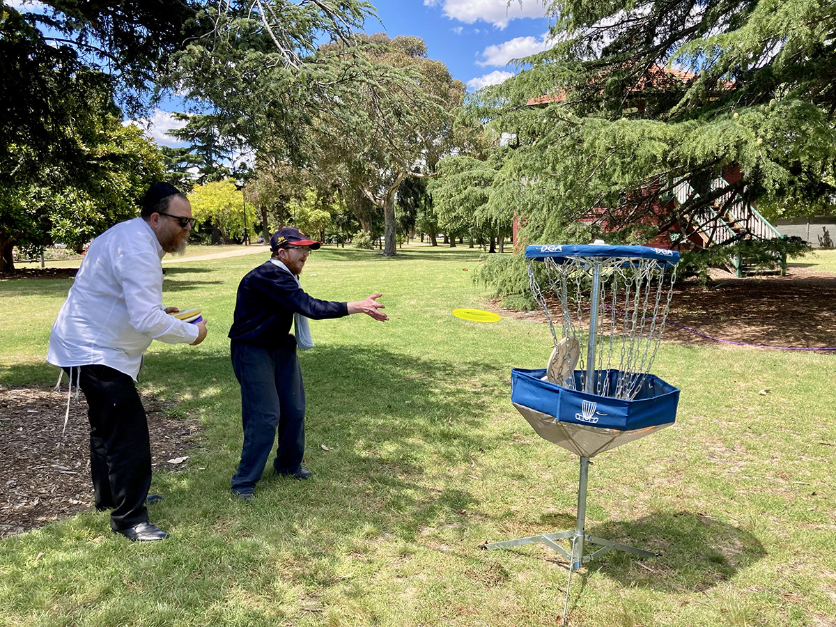 Maccabi Games Come and try putting challenge